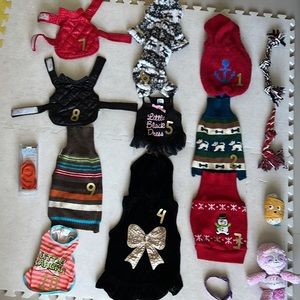 Beautiful pet clothing choose 4 just let me know the number is on the clothing.